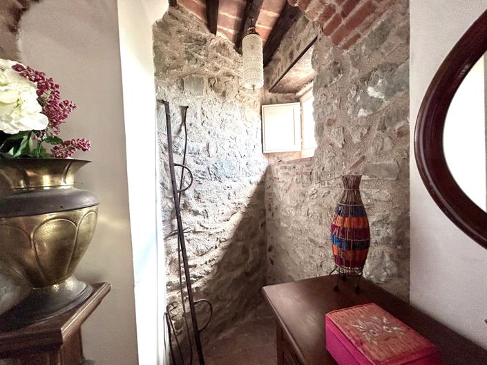 Image No.29-4 Bed House for sale