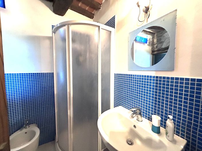 Image No.30-4 Bed House for sale