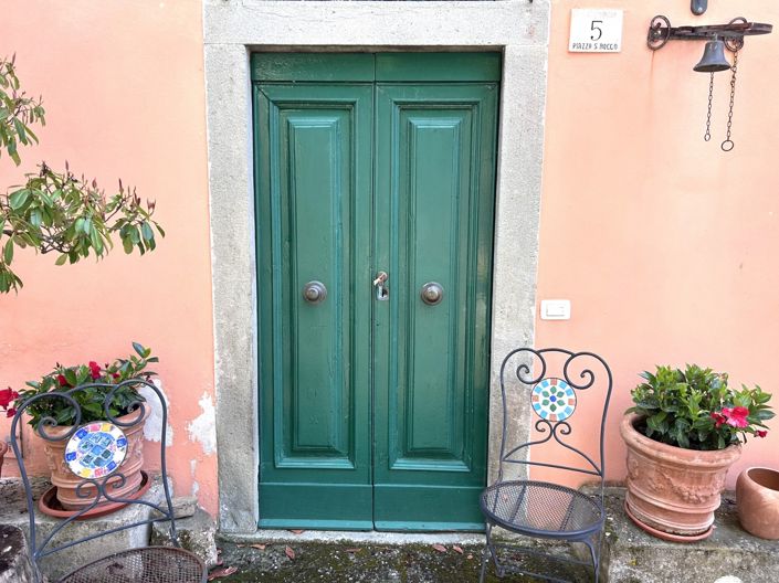 Image No.5-4 Bed House for sale