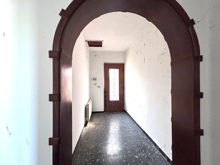 Image No.5-2 Bed Property for sale