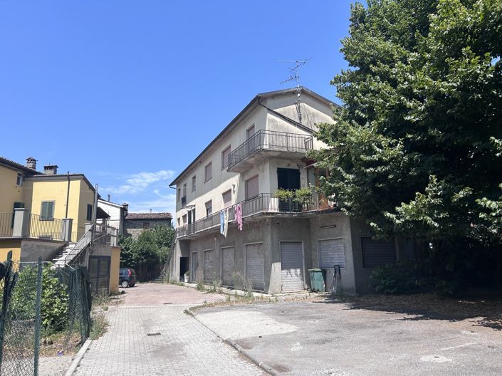 Image No.19-2 Bed Property for sale