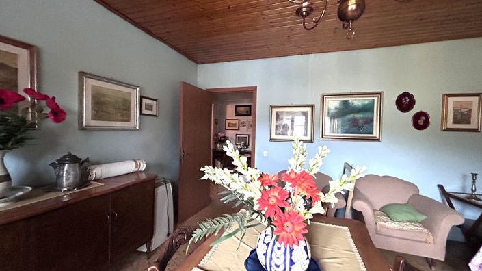 Image No.4-2 Bed Property for sale