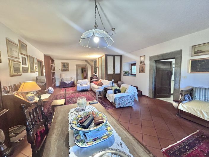 Image No.9-Propriété de 5 chambres à vendre