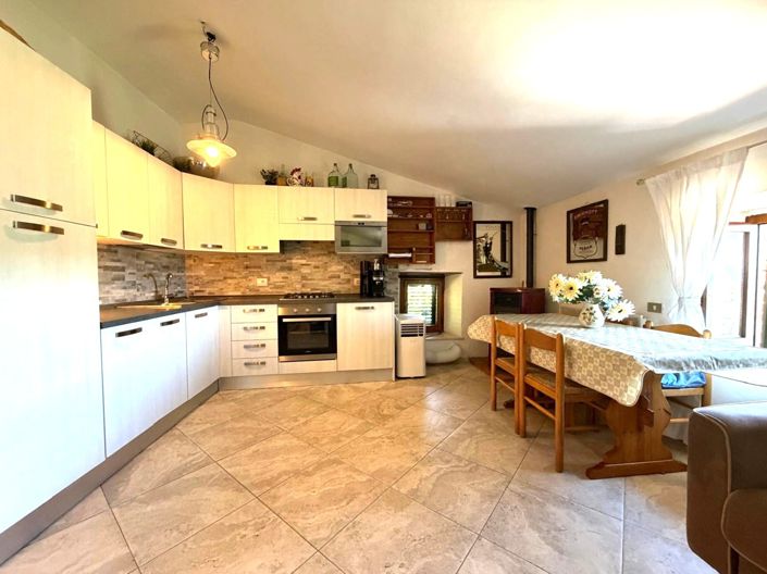 Image No.6-2 Bed Property for sale