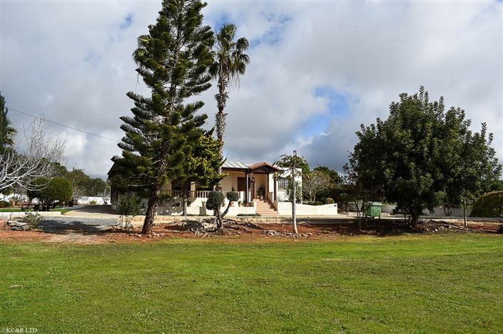 Image No.1-3 Bed House for sale