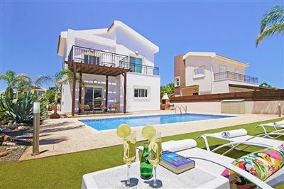 1 - Famagusta, Maison
