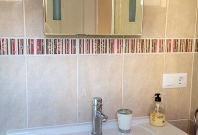 la-Fuente-bathroom1