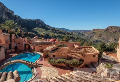 La-fuente1-pool-view