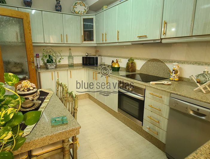 Image No.35-3 Bed Townhouse for sale