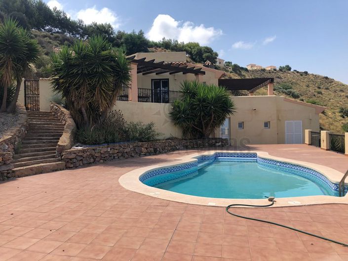 Image No.8-3 Bed Villa for sale