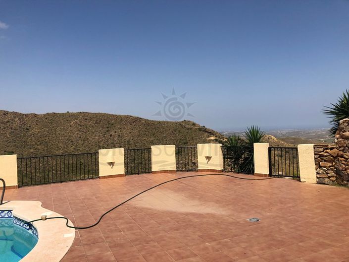 Image No.9-3 Bed Villa for sale