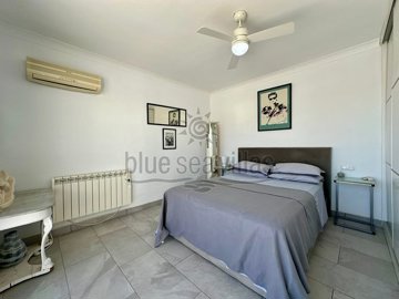 villa-bujulu-bedroom-1