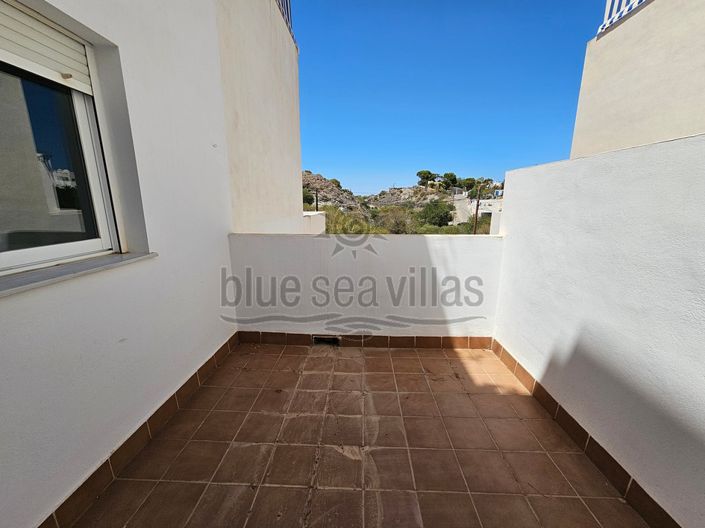 Image No.12-3 Bed Apartment for sale