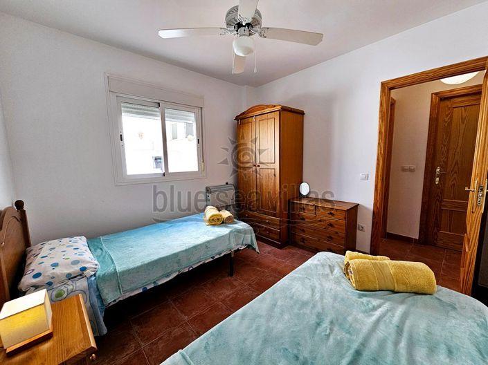 Image No.20-3 Bed Apartment for sale