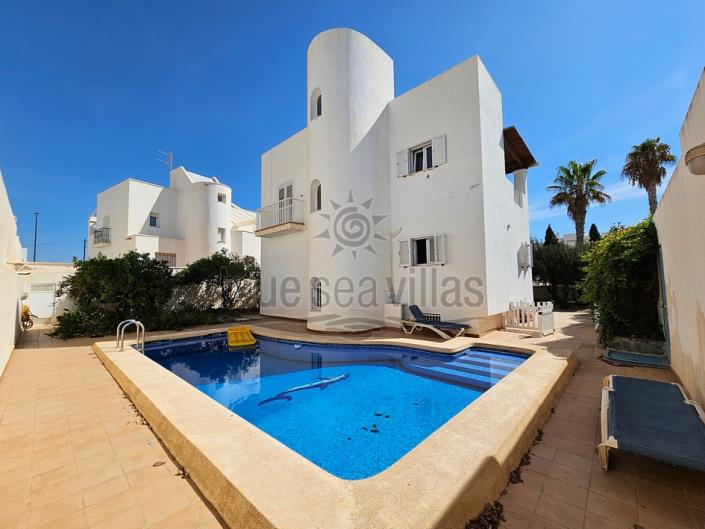 Image No.2-Villa / Détaché de 7 chambres à vendre à Mojacar