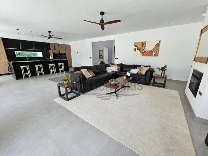 Image No.26-4 Bed Villa / Detached for sale