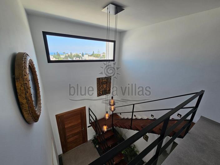 Image No.47-4 Bed Villa / Detached for sale