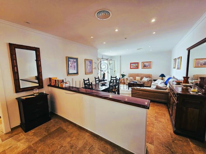 Image No.22-3 Bed Apartment for sale