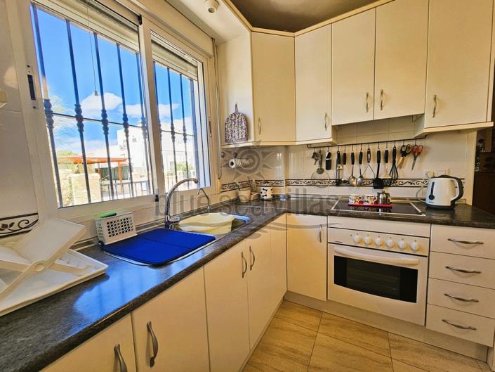 Image No.18-3 Bed Villa / Detached for sale