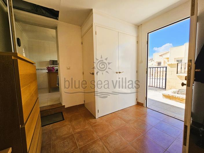 Image No.20-3 Bed Villa / Detached for sale