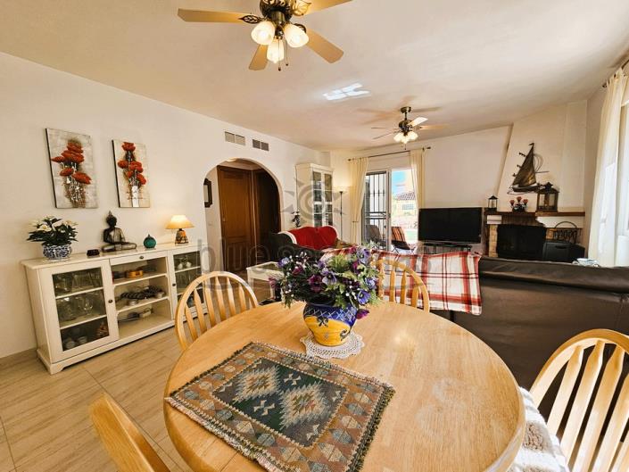 Image No.23-3 Bed Villa / Detached for sale