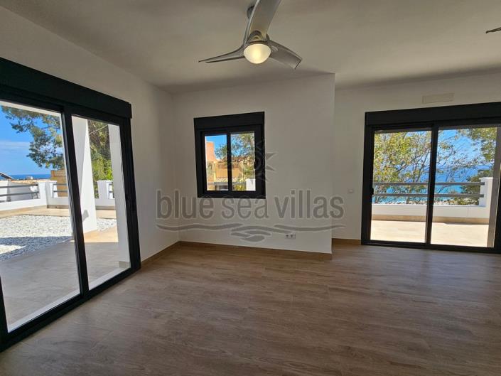 Image No.27-2 Bed House/Villa for sale