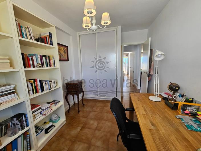 Image No.17-2 Bed Apartment for sale