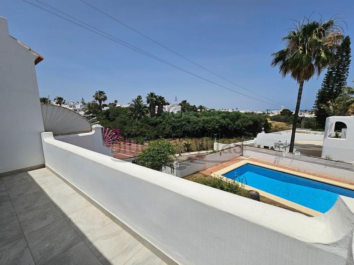 Image No.26-3 Bed House for sale