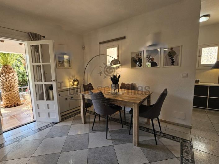 Image No.24-3 Bed Villa / Detached for sale