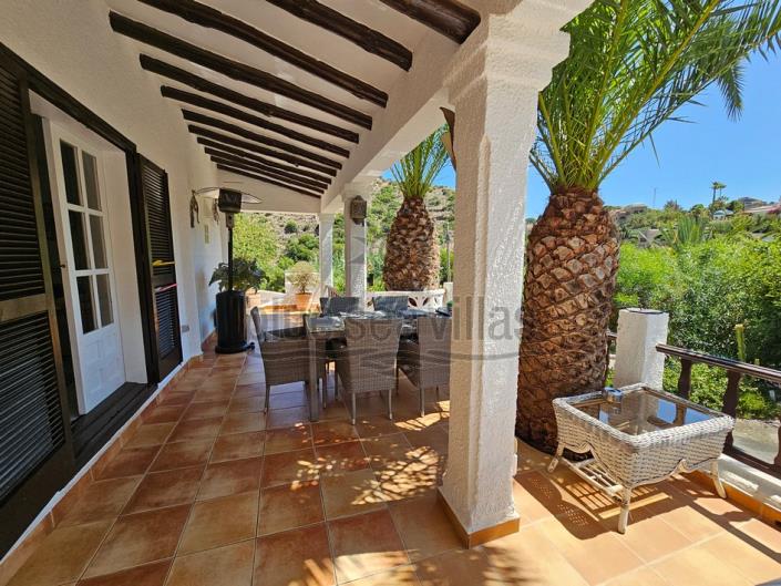 Image No.13-3 Bed Villa / Detached for sale