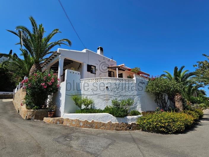 Image No.11-3 Bed Villa / Detached for sale