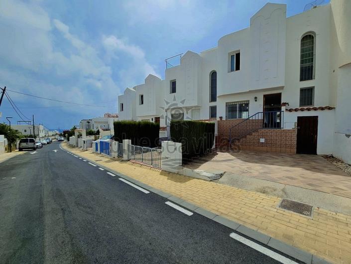 Image No.4-3 Bed Townhouse for sale