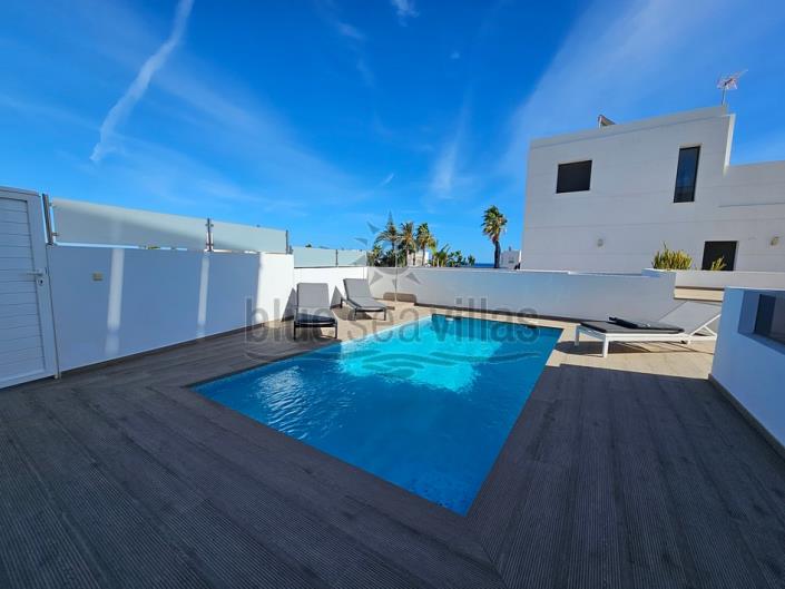 Image No.6-5 Bed Villa / Detached for sale