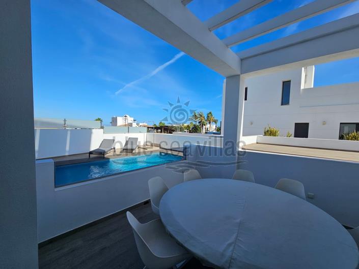 Image No.12-5 Bed Villa / Detached for sale