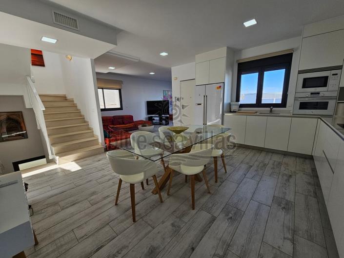 Image No.20-5 Bed Villa / Detached for sale