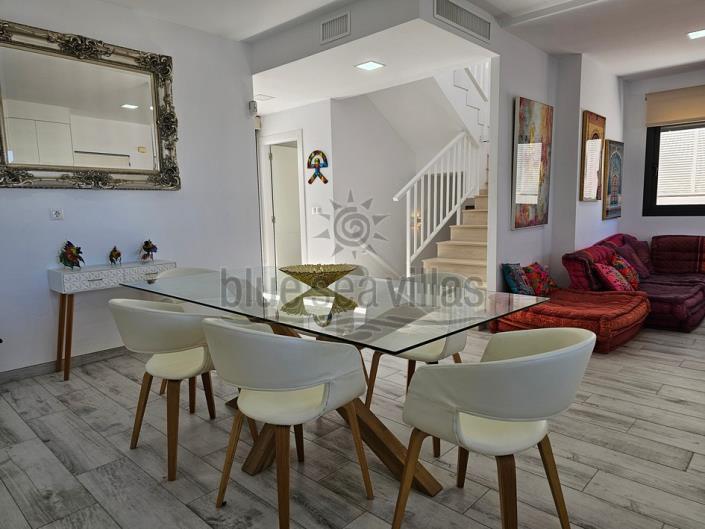 Image No.23-5 Bed Villa / Detached for sale