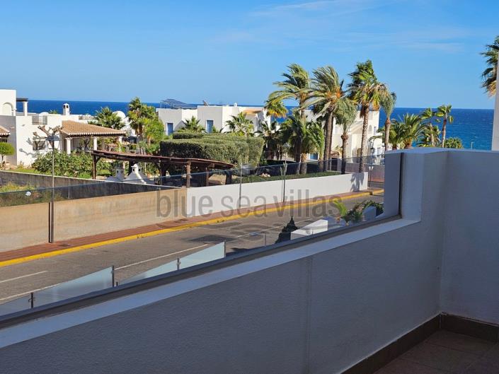 Image No.47-5 Bed Villa / Detached for sale