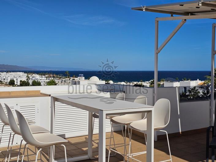 Image No.55-5 Bed Villa / Detached for sale