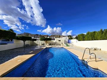 pool-area-1505--4-_opt