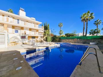 communal-pool-1506--4-_opt