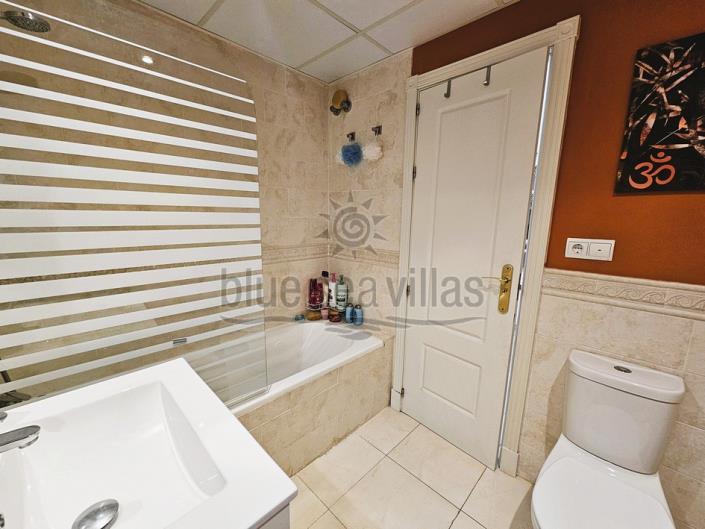 Image No.29-2 Bed Apartment for sale