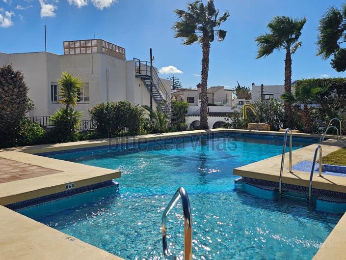 Image No.7-2 Bed Townhouse for sale