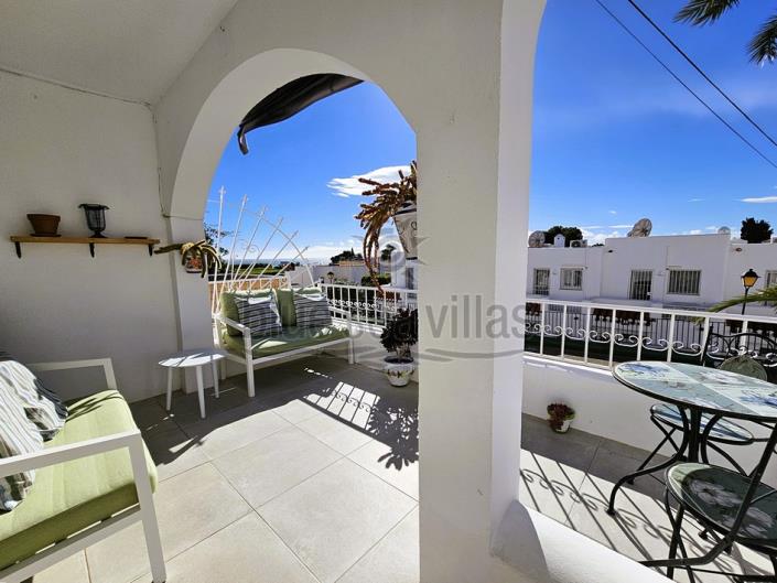 Image No.29-2 Bed Townhouse for sale