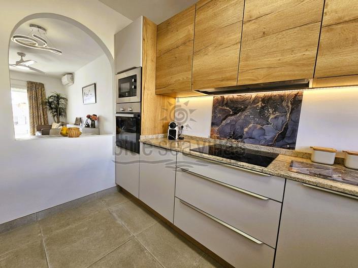 Image No.31-2 Bed Townhouse for sale