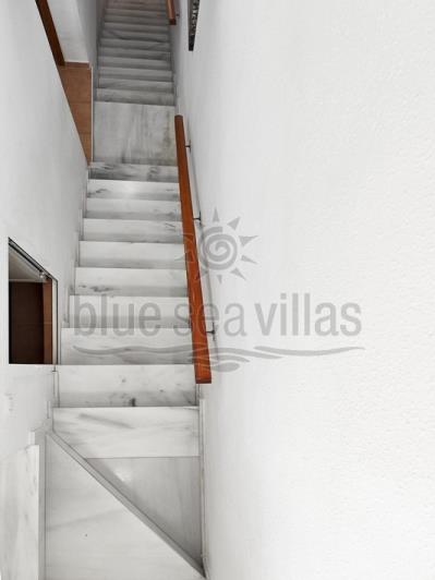 Image No.7-2 Bed Townhouse for sale