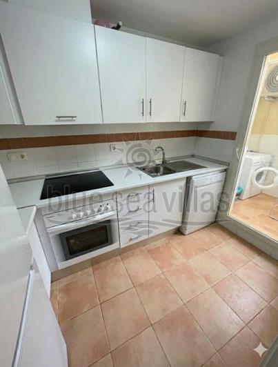 Image No.9-2 Bed Townhouse for sale