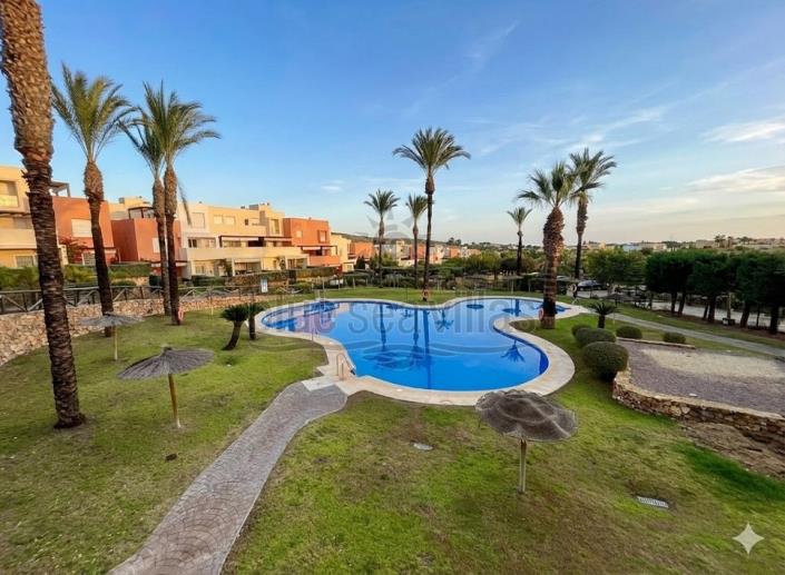 Image No.2-2 Bed Townhouse for sale