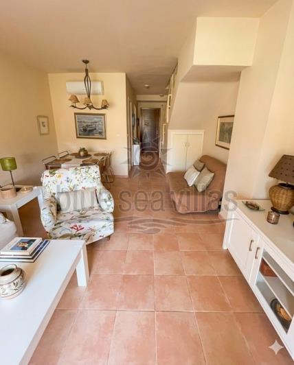 Image No.20-2 Bed Townhouse for sale