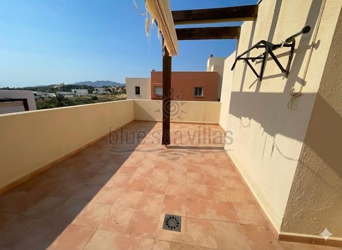 Image No.21-2 Bed Townhouse for sale