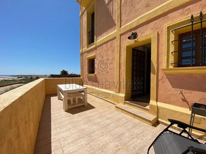 Image No.35-2 Bed Apartment for sale